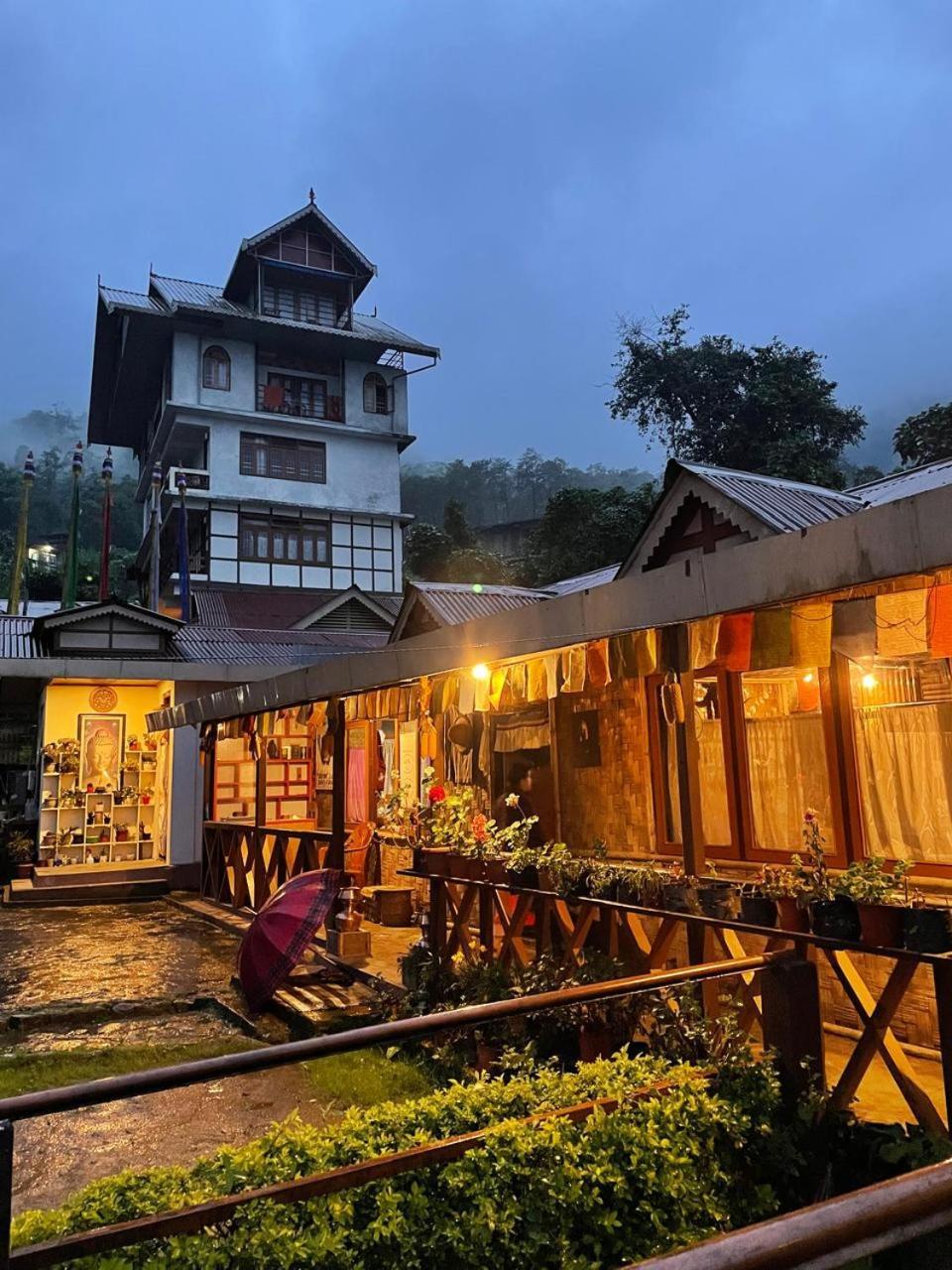 Daragaon Retreat Apartman Pelling Kültér fotó